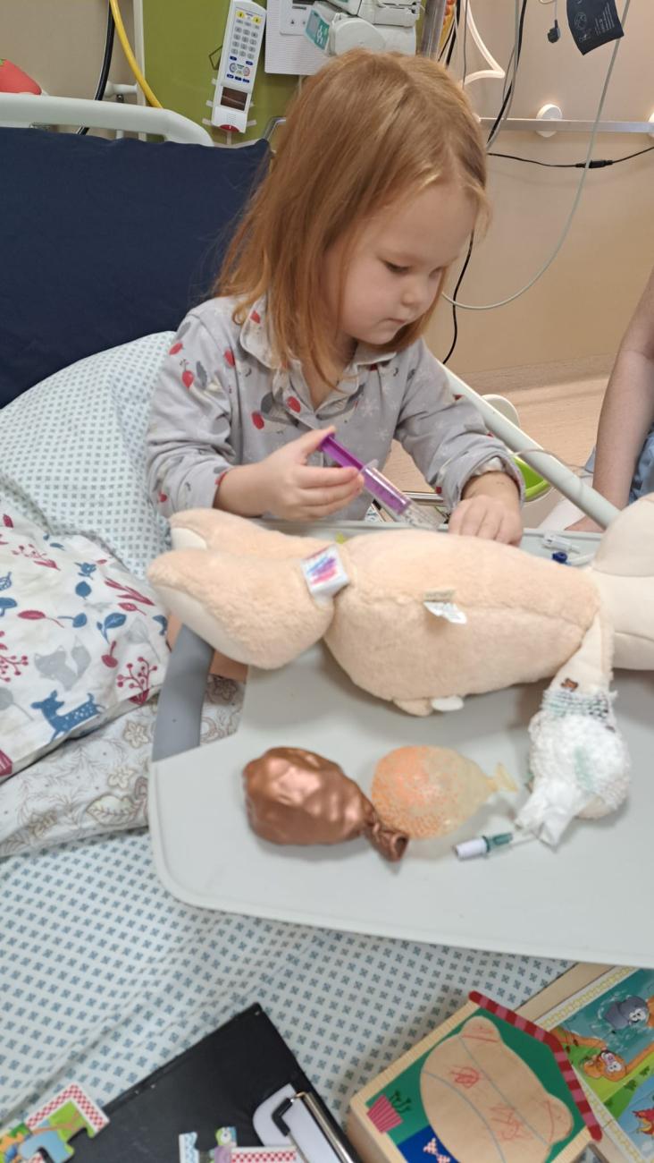Matilde un pediatrijas spēles nodarbības